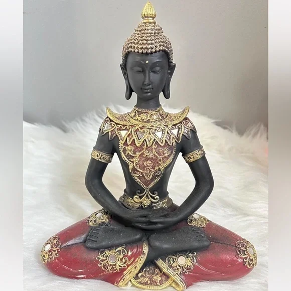 Gold and Red Buddha Statue - Picture 5 of 5